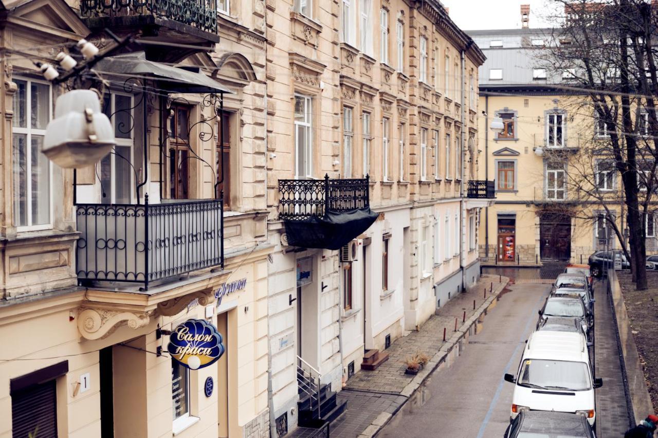 Apartments Near Potocki Palace Lviv Eksteriør bilde